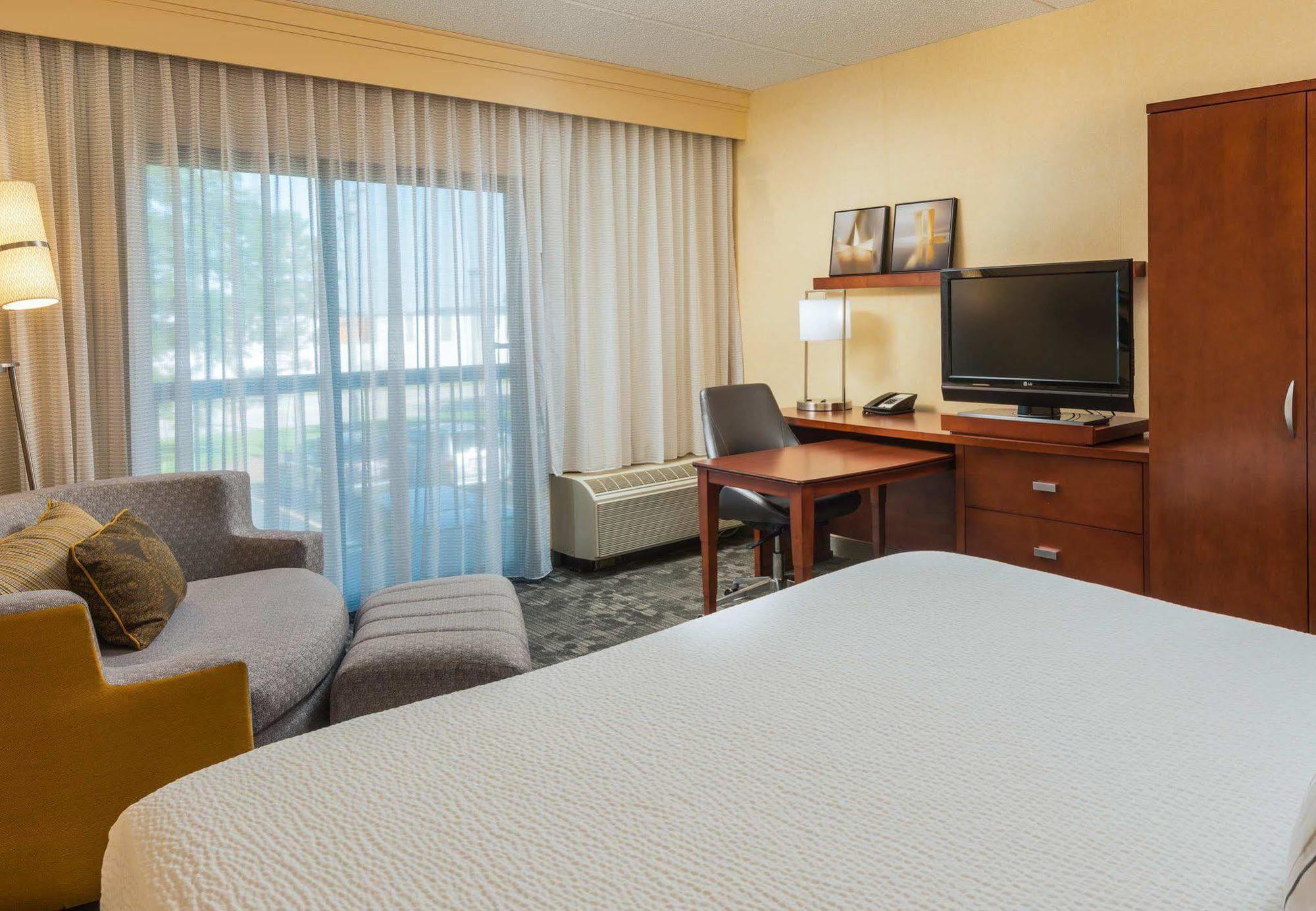 Courtyard Chicago Wood Dale / Itasca Hotell Eksteriør bilde